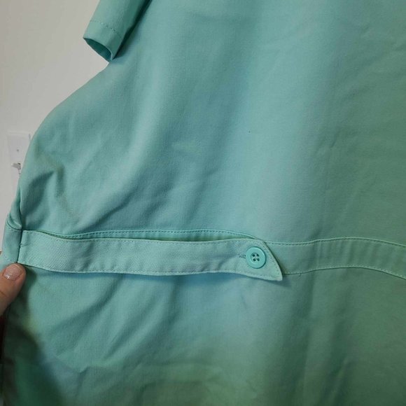 Plus Size Scrub Top - Picture 5 of 5